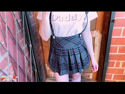 ❤️ A menina da escola chupa profundamente a piça e fode em vez de aulas. Porno real vídeo em pt-br.porn-milf300.ru