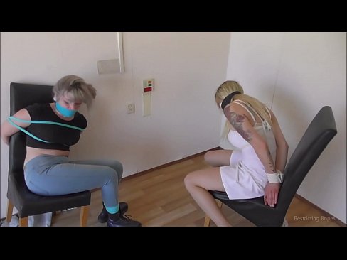 ❤️ Viciado / amarrado e amordaçado / donzela em apuros Porno real vídeo em pt-br.porn-milf300.ru