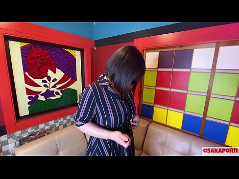 ❤️ O bonitinho japonês de mamas grandes se masturba com brinquedos sexuais e tem um orgasmo. Ela fala em uma entrevista sobre sua experiência fodida. Mamas enormes e ratas peludas gemendo alto. Osakaporn Porno real vídeo em pt-br.porn-milf300.ru