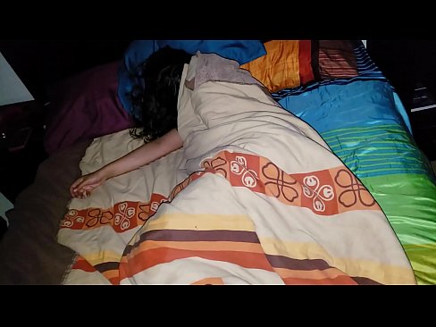 ❤️ Stepson berating sua jovem madrasta enquanto ela dorme. Porno real vídeo em pt-br.porn-milf300.ru